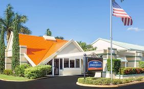 Howard Johnson Inn Vero Beach Downtown